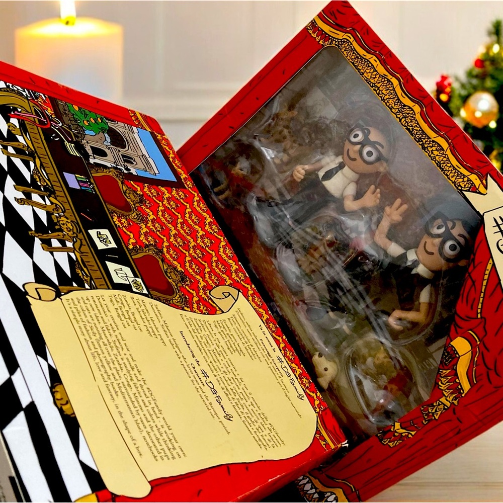 Dolce & Gabbana Limited Edition 9-Piece Family figurine set